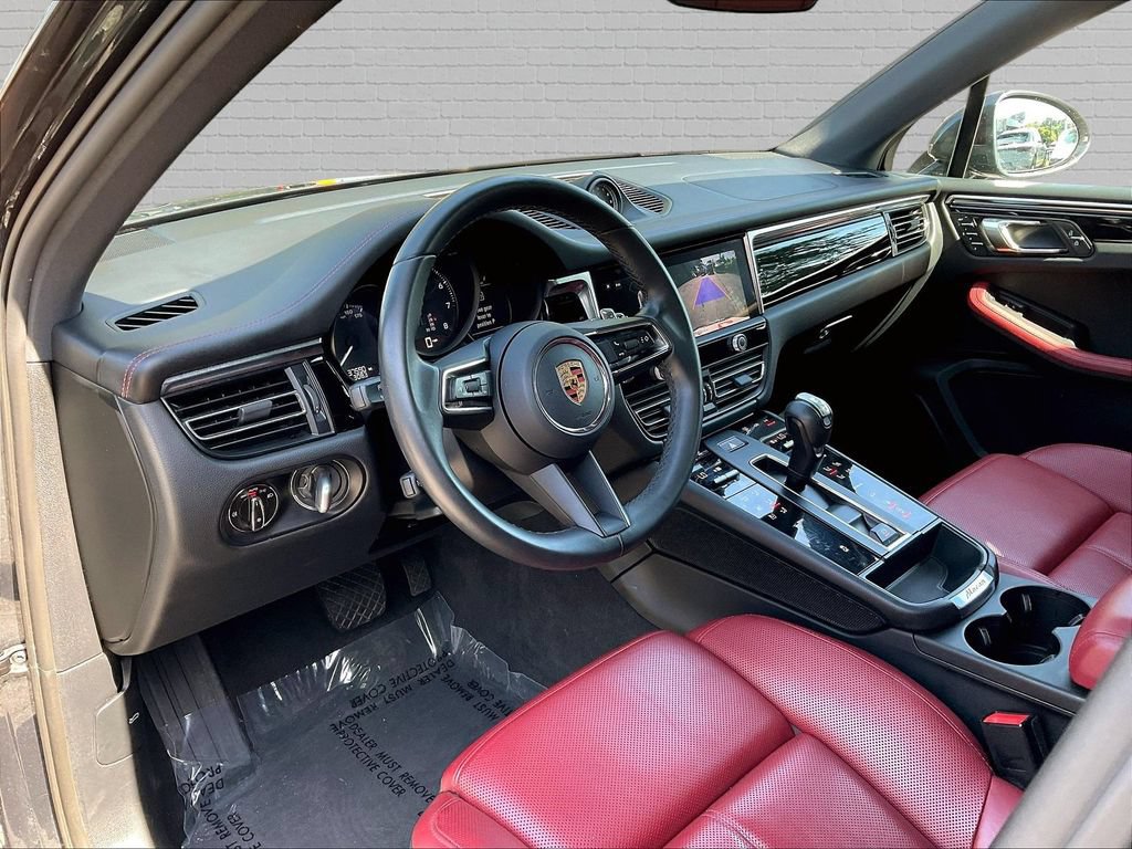 Used 2023 Porsche Macan AWD/4WD image 14