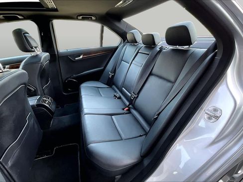 Used 2011 Mercedes-Benz C 300 4MATIC Sedan image 19