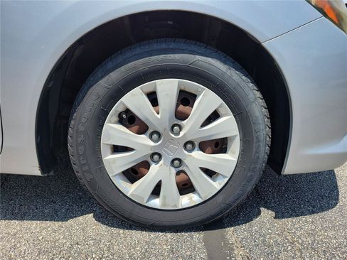 Used 2012 Honda Civic LX image 6