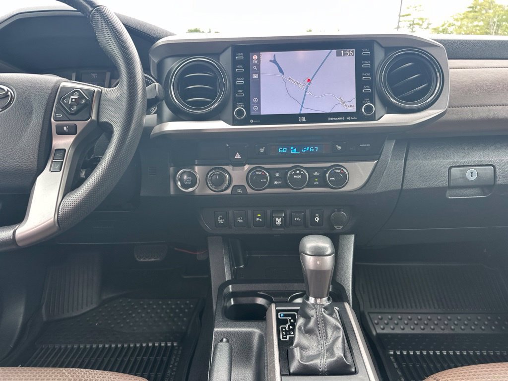 Used 2020 Toyota Tacoma Limited AWD/4WD image 22