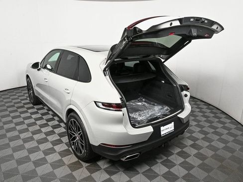 New 2026 Porsche Cayenne AWD image 35