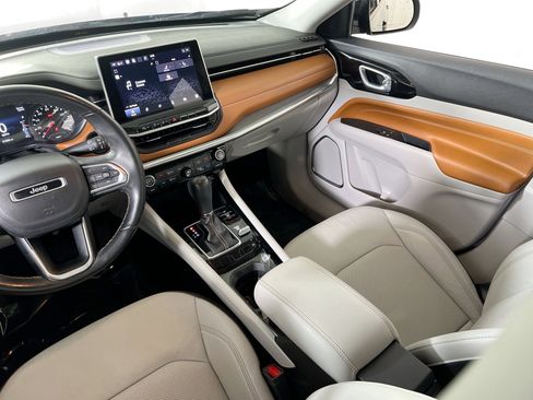 Used 2022 Jeep Compass Limited image 21