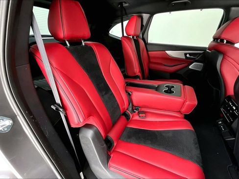 Used 2025 Acura MDX A-Spec image 33