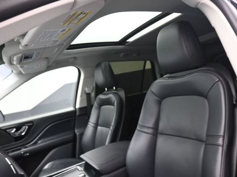 Certified 2025 Lincoln Aviator AWD w/ Jet Appearance Package image 10