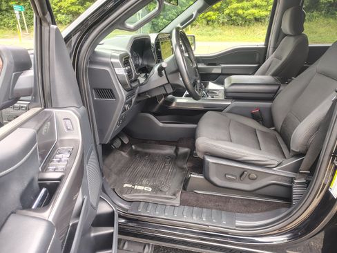 Used 2022 Ford F150 XLT w/ Equipment Group 302A High AWD/4WD image 18