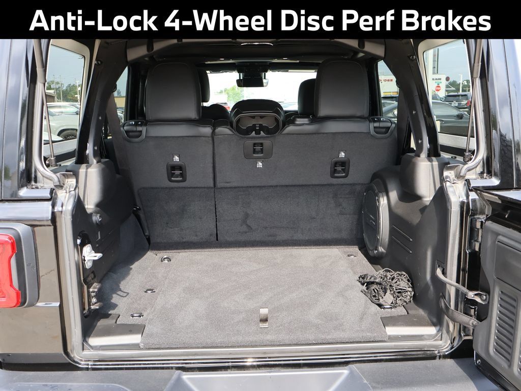 Used 2025 Jeep Wrangler Unlimited Rubicon AWD/4WD image 21
