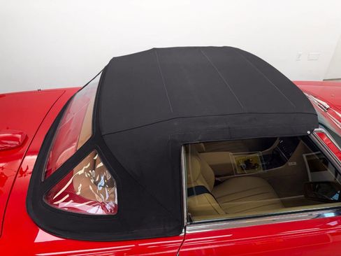 Used 1987 Mercedes-Benz 560 SL image 21