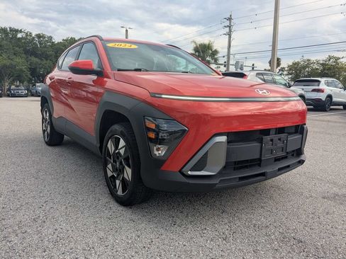Used 2024 Hyundai Kona SEL AWD/4WD image 9