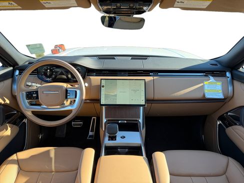 New 2026 Land Rover Range Rover SE AWD/4WD image 19