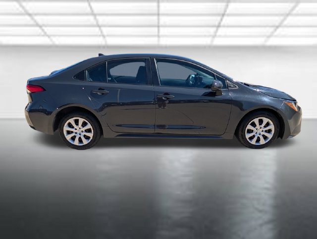 Used 2025 Toyota Corolla LE FWD image 41