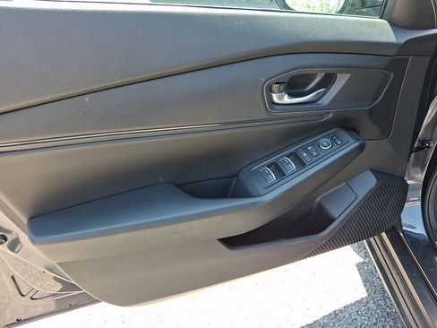 Used 2023 Honda Accord EX image 12