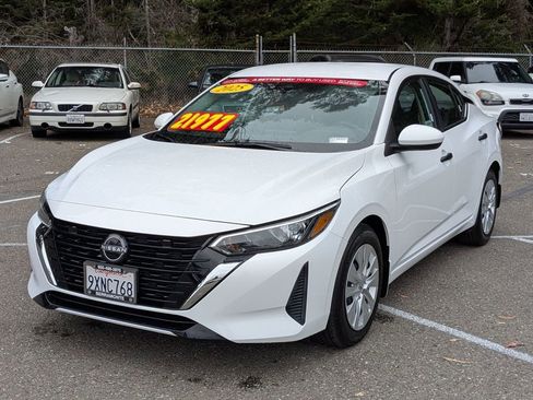Used 2025 Nissan Sentra S FWD image 2