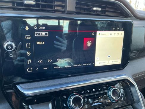 Used 2024 GMC Sierra 1500 Denali image 18