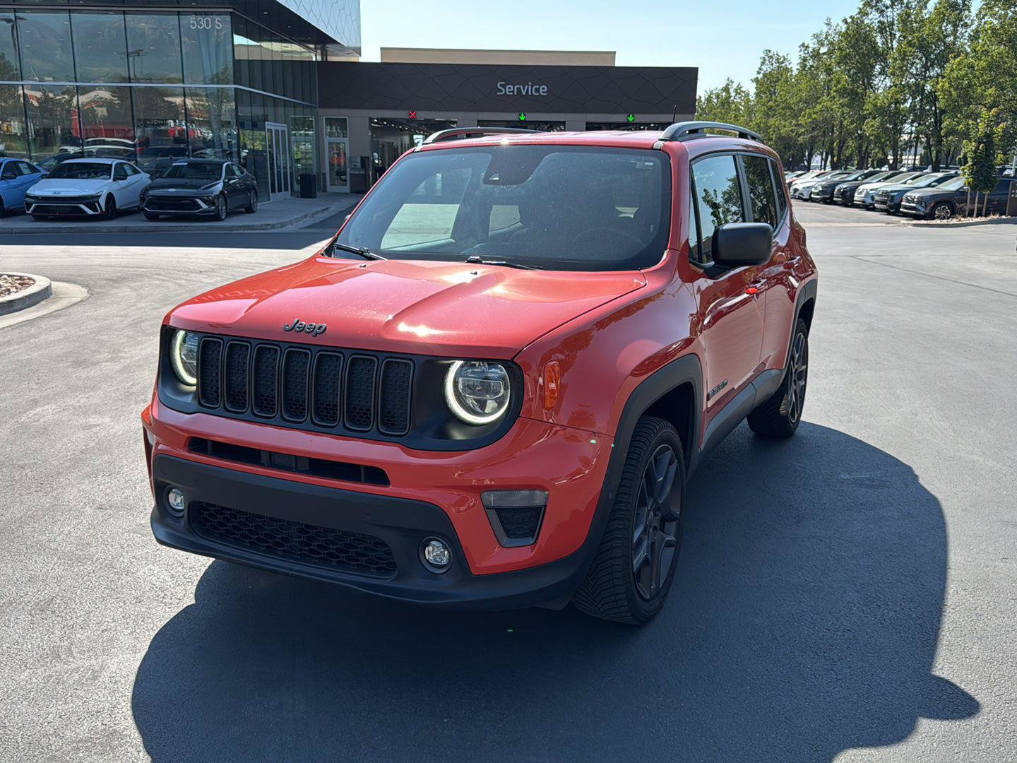 Used 2021 Jeep Renegade Latitude w/ Luxury Group II AWD/4WD image 19