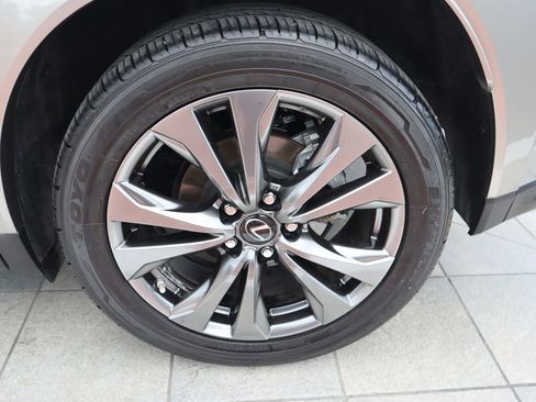 Used 2022 Lexus UX 200 F Sport FWD image 10