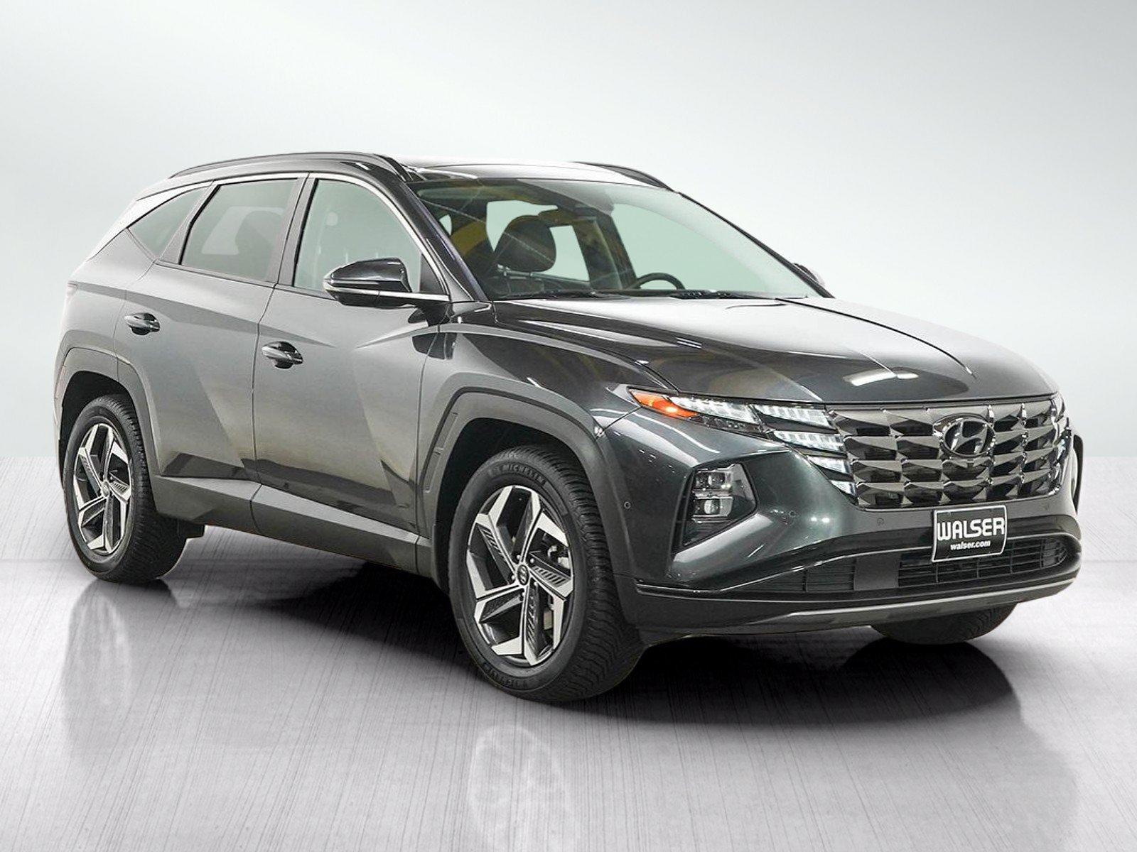 Used 2023 Hyundai Tucson Limited w/ Cargo Package AWD/4WD image 7