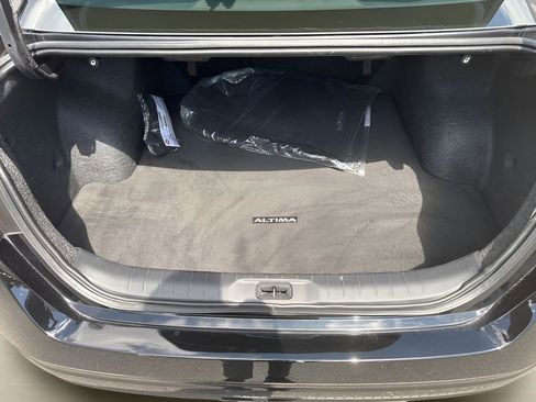 Used 2024 Nissan Altima 2.5 S FWD image 21