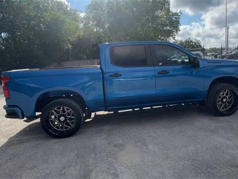 Used 2022 Chevrolet Silverado 1500 Custom w/ LPO, Dark Essentials Package image 9