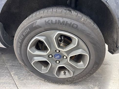 Used 2021 Ford EcoSport S image 11