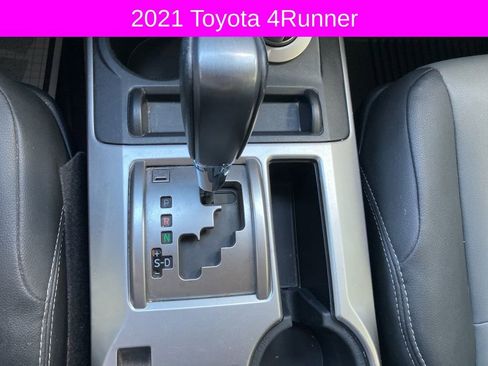 Used 2021 Toyota 4Runner SR5 Premium image 38