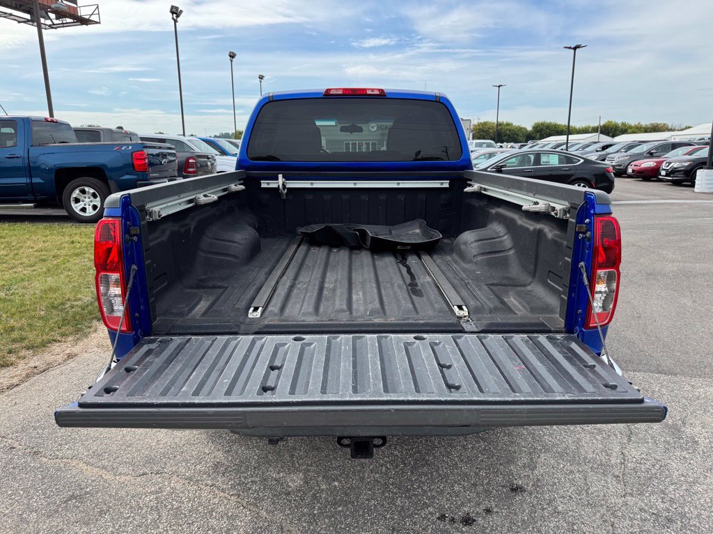 Used 2012 Nissan Frontier SV AWD/4WD image 38