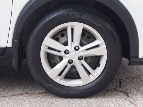 Used 2023 Nissan Kicks S FWD image 9