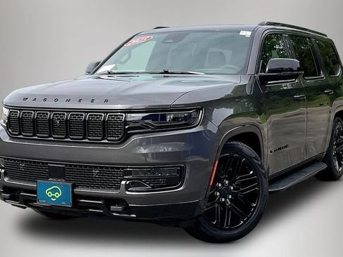 Used 2025 Jeep Wagoneer Series II w/ Convenience Group I AWD/4WD image 3