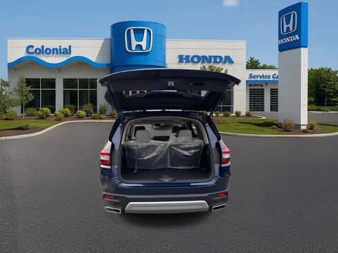 New 2025 Honda Pilot Touring image 39