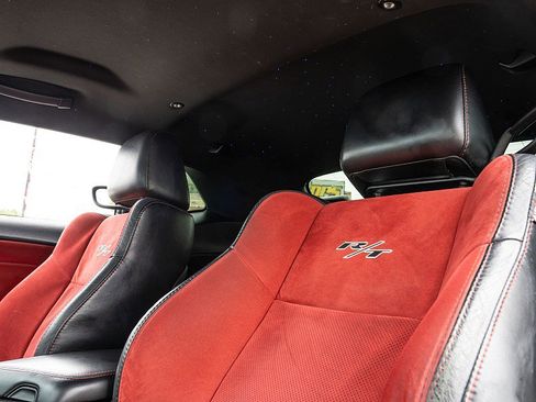 Used 2016 Dodge Challenger R/T Plus RWD image 18