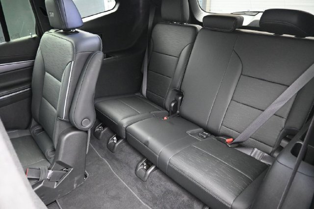 Used 2026 Buick Enclave Sport Touring AWD/4WD image 43