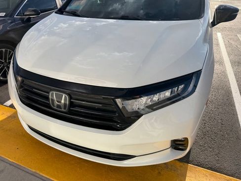 Used 2023 Honda Odyssey Sport image 6
