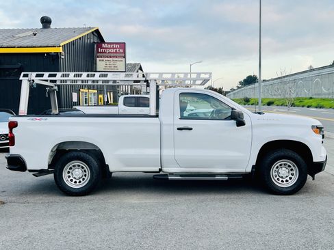 Used 2022 Chevrolet Silverado 1500 W/T w/ WT Value Package image 4