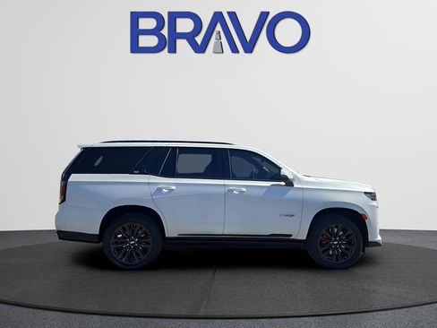 Used 2024 Cadillac Escalade V w/ LPO, ONYX Package image 5