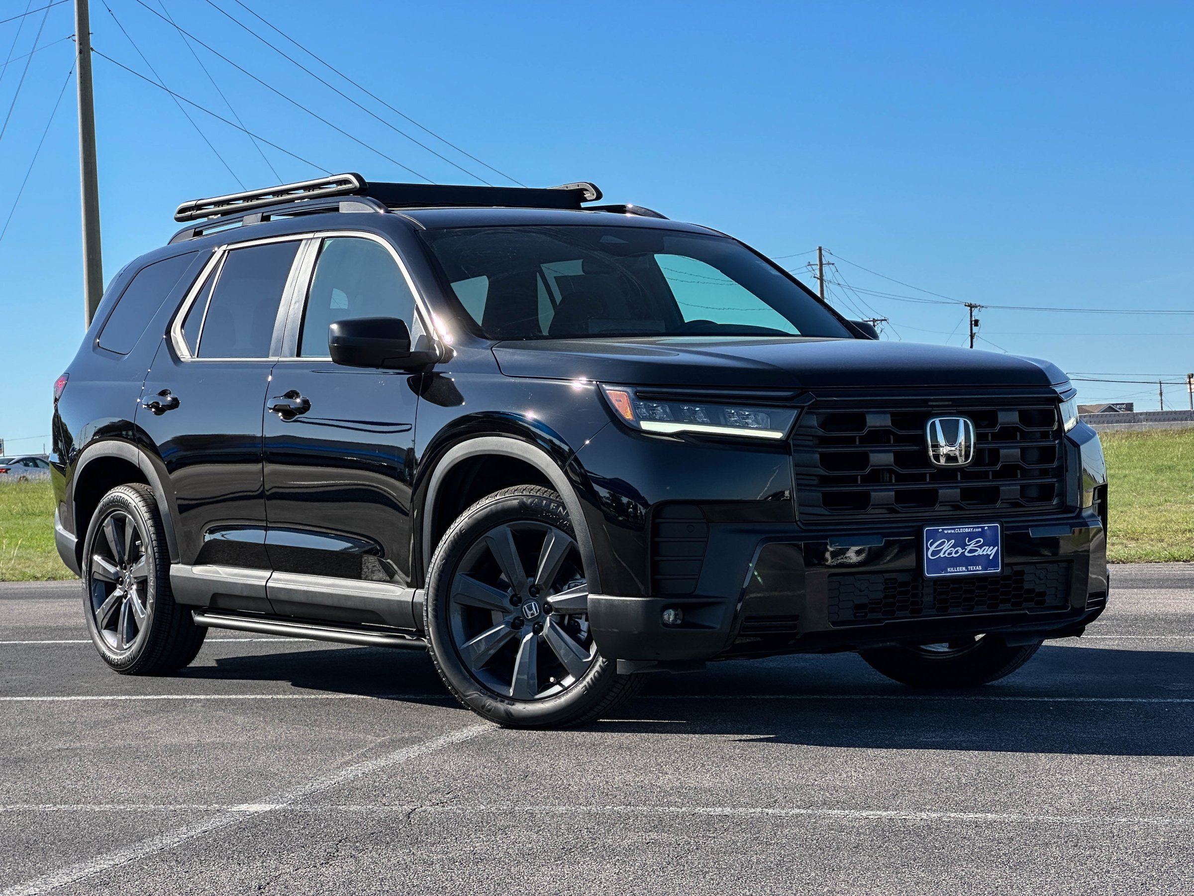 New 2026 Honda Pilot Sport image 2