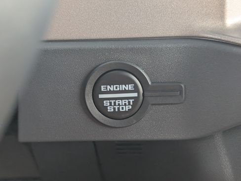 New 2026 Ford Bronco Outer Banks AWD/4WD image 18