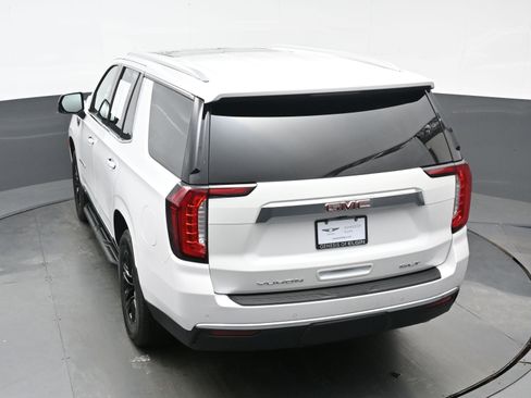 Used 2021 GMC Yukon SLT w/ SLT Premium Package image 38