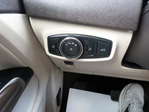 Used 2017 Lincoln MKC Premiere AWD/4WD image 28