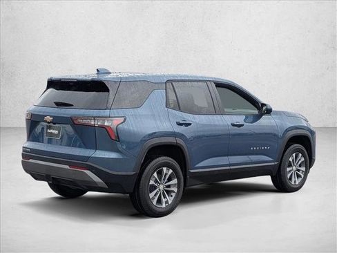 New 2026 Chevrolet Equinox LT w/ Safety and Technology Package image 2