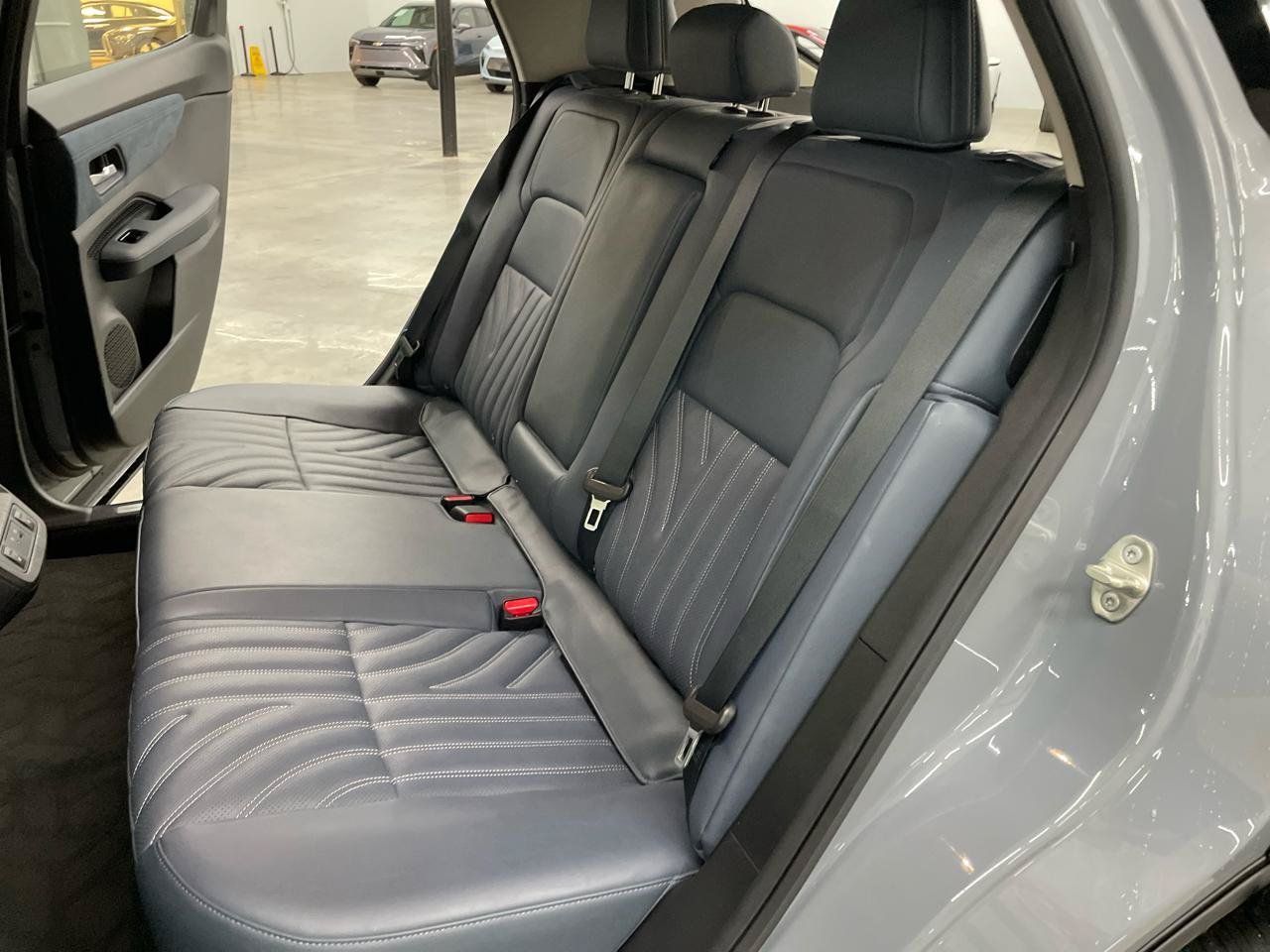 Used 2023 Nissan Ariya AWD/4WD image 16