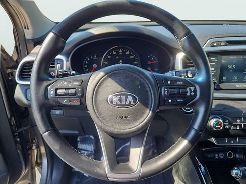 Used 2017 Kia Sorento EX w/ EX Advanced Touring Package image 28