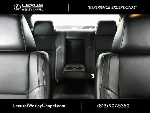 Used 2015 Dodge Challenger SXT Plus image 21