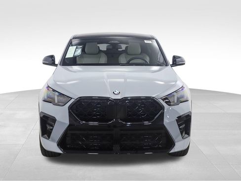 Used 2025 BMW X2 xDrive28i w/ Technology Package image 8