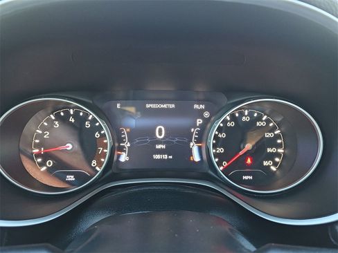 Used 2021 Jeep Compass Limited image 11