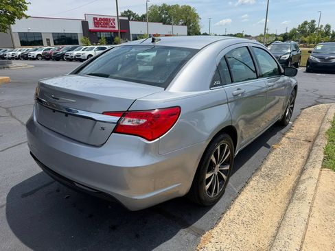 Used 2014 Chrysler 200 Touring w/ 200 S Group FWD image 7