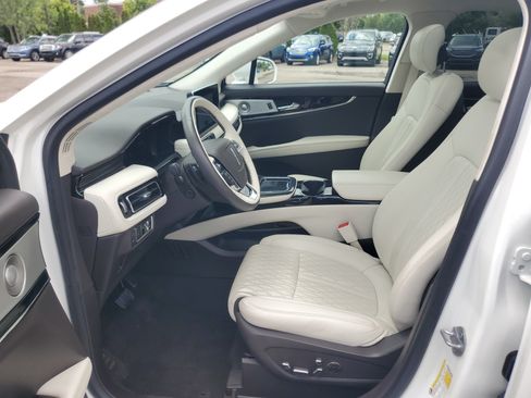 Used 2023 Lincoln Nautilus Black Label AWD/4WD image 12