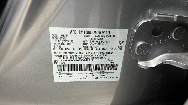 Used 2024 Ford Explorer XLT AWD/4WD image 27