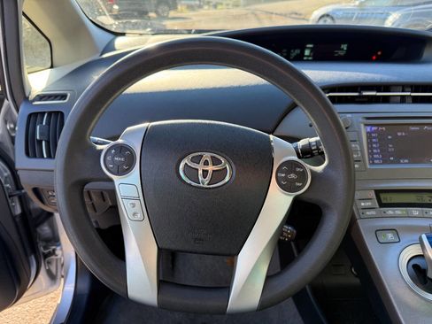 Used 2013 Toyota Prius Two image 16