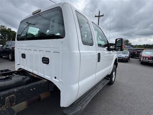 Used 2016 Ford F250 XL w/ Power Equipment Group AWD/4WD image 28