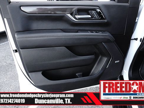 Used 2026 GMC Yukon XL Elevation w/ Elevation Premium Package AWD/4WD image 41