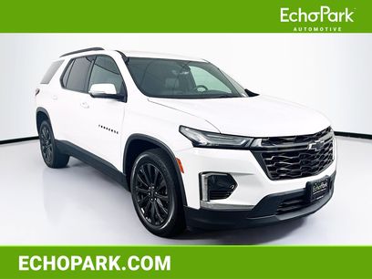 Used 2023 Chevrolet Traverse RS